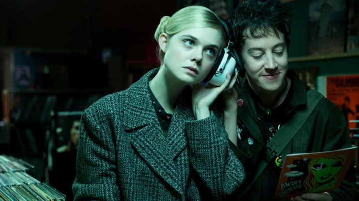 how_to_talk_to__girls_at_parties_h_2017